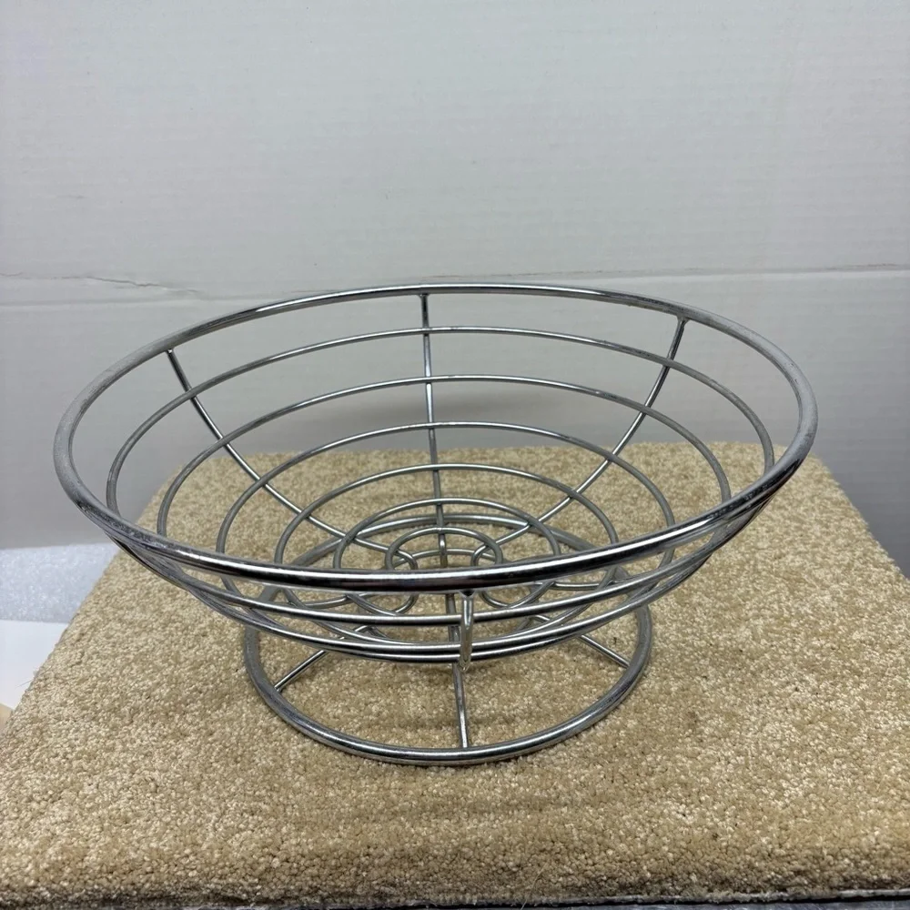 Contemporary Heavy Chrome 12” Wire Fruit Bread Vegetable Kitchen Basket Decor